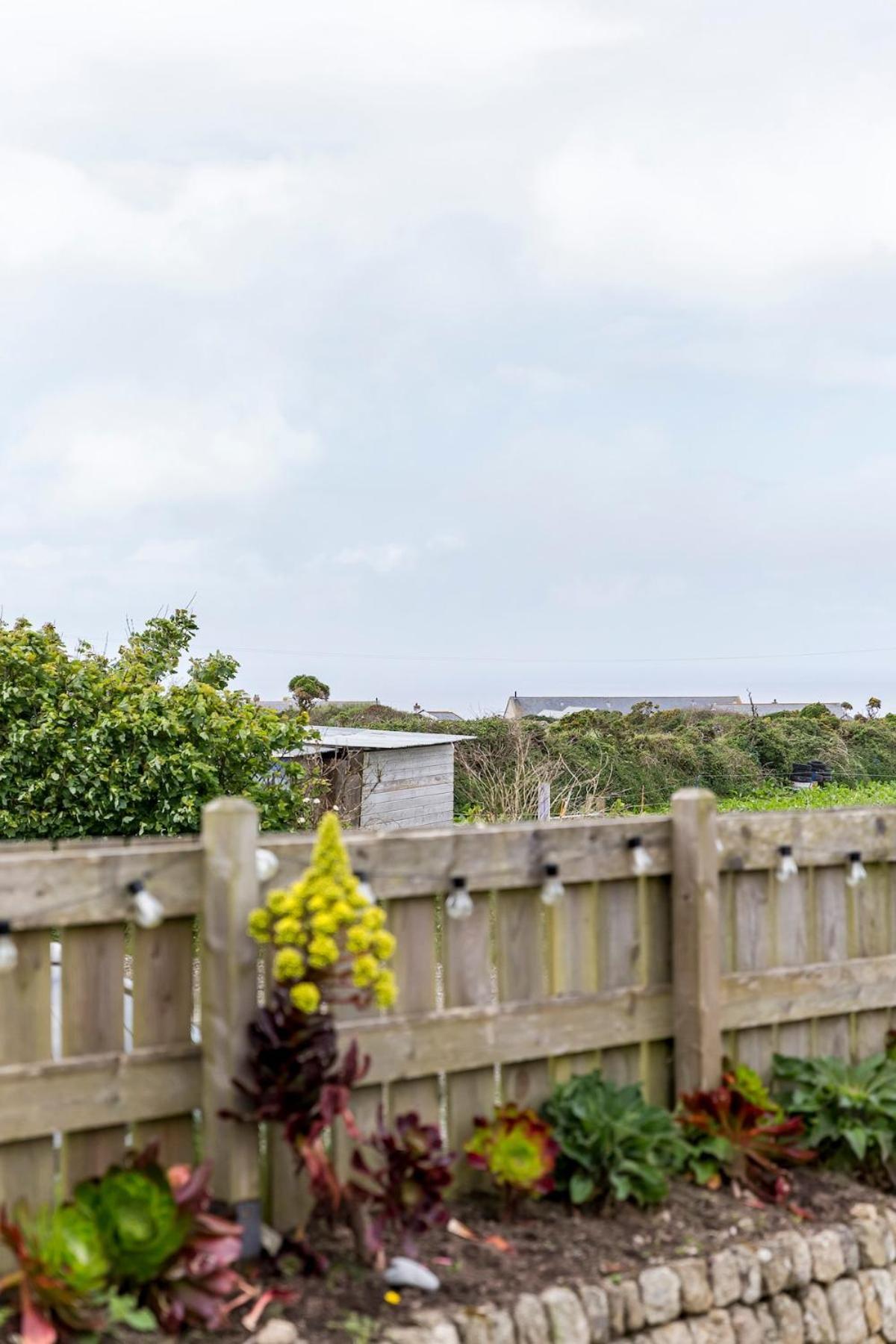 Cape Cornwall Pod With Vast Sea Views St Just Exterior photo
